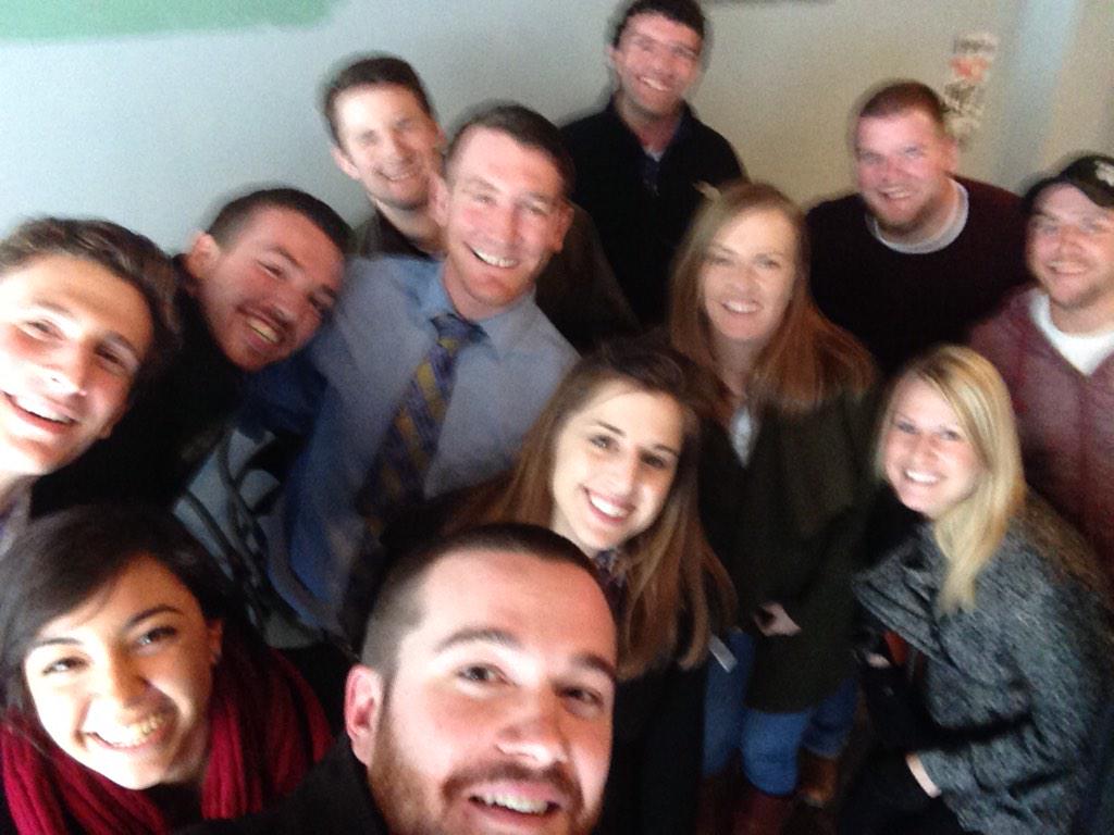 2020Fargo's tweet photo. SELFIEEE #HiFargo http://t.co/FxC7i7paGs