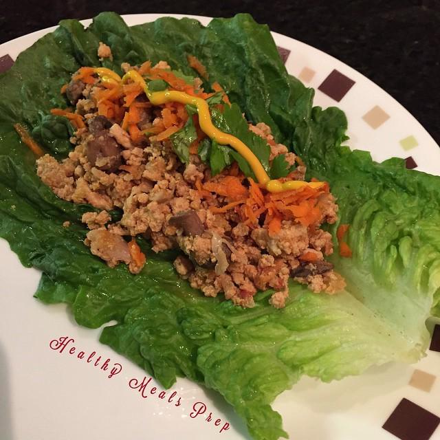 Dinner - #TacoTuesday lettuce taco with ground turkey, carrot, cilantro, and mustard on top #healthymealsprep #heal…