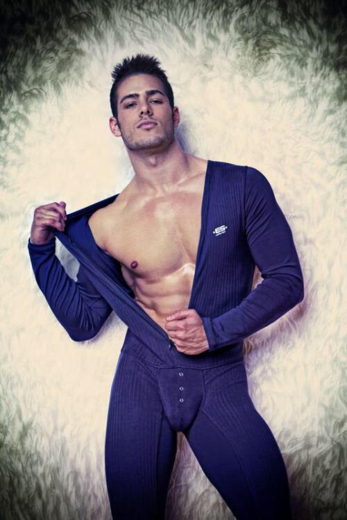 CA6GRb4WEAAfA0n?format=jpg&name=900x900