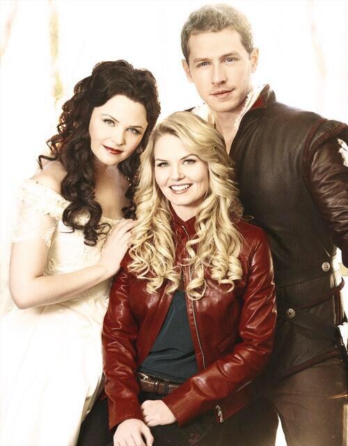 "<a href="/sable_swan/">Sable Swan™</a>: believing in a
happily ever after,
not just a the end..." #Snowing