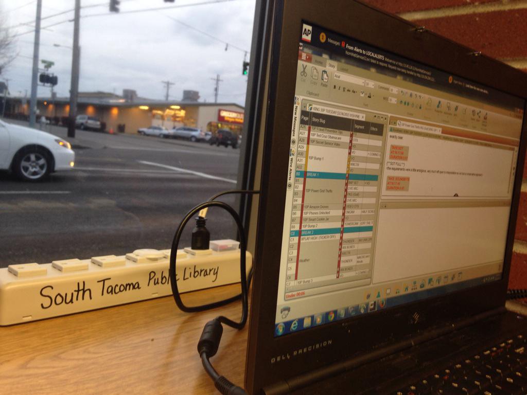 HeatherGrafTV's tweet image. Today&apos;s 10 and 11 pm story brought to you by the South Tacoma Public Library. #editingonthego
