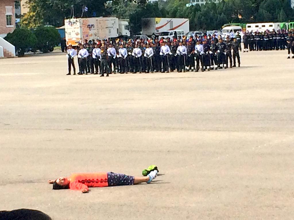 Mendebarkan Persembahan #HariPolis208 #PULAPOL <a href="/PDRMsia/">Polis Diraja M'sia</a> <a href="/KDNPUTRAJAYA/">KDN🇲🇾</a> <a href="/KBAB51/">Khalid Abu Bakar</a> <a href="/Zahid_Hamidi/">Zahid Hamidi</a>