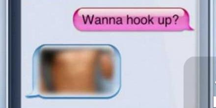 PitchPerfectTwo's tweet image. Want to see who your boyfriend is texting? Check out this new site that can read messages! bit.ly/1HAsEf1