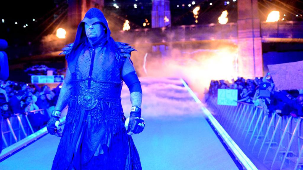 Happy birthday to the greatest WWE superstar of all time The Undertaker! 