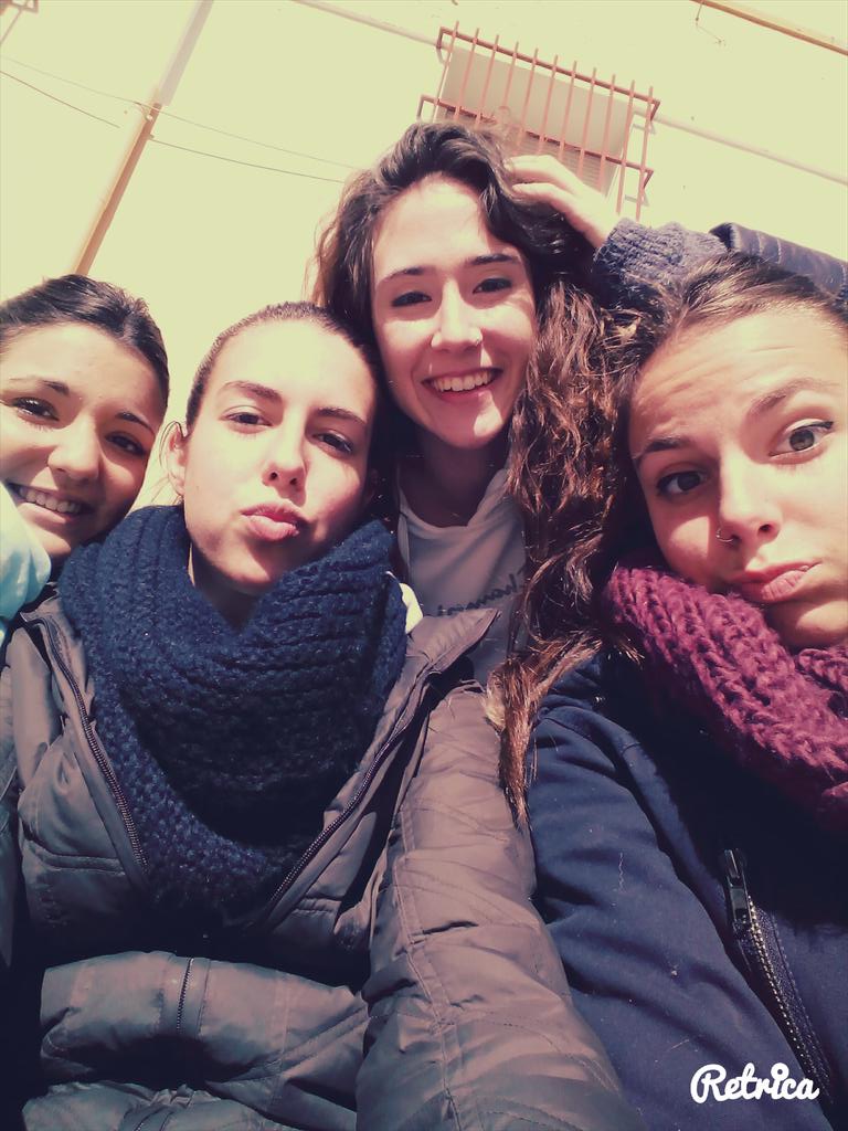 beea_7's tweet photo. Al soleteeee 😄🐱 http://t.co/JD8uobPW15