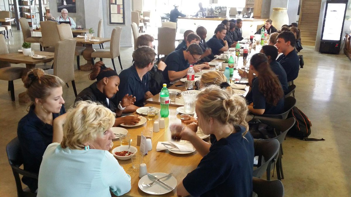culinarysa's tweet image. Chef students stopping for lunch @CulinaryTable before continuing their equipment training. #Culinary #chef2chef
