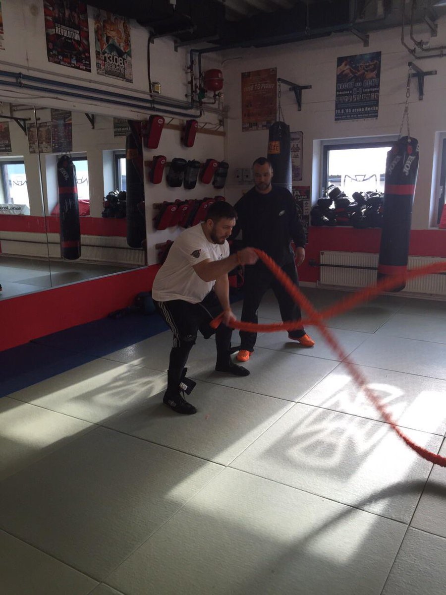 sport41year's tweet photo. @rchagaev practice in hamburg http://t.co/IOgCWwEPGy