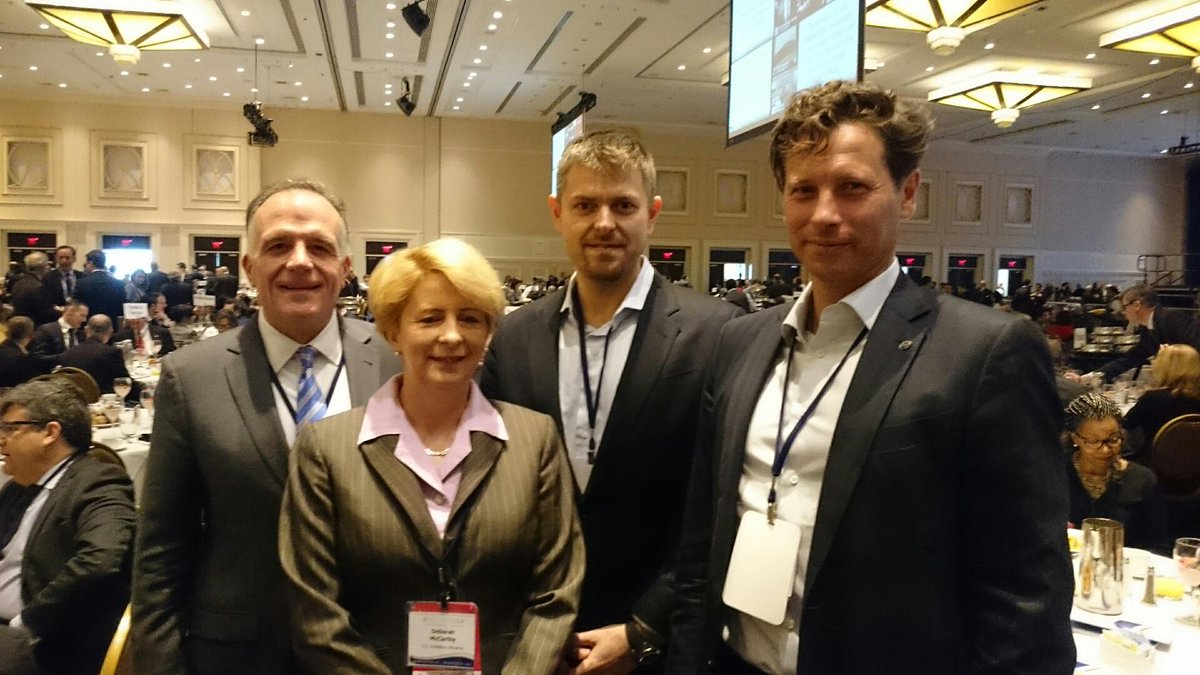 <a href="/AMB_DMcCarthy/">Deborah A. McCarthy</a> DAS Murray &amp; reps of <a href="/nextury/">Nextury Ventures</a> &amp; MG Baltic <a href="/SelectUSA/">SelectUSA</a> Summit 2015  <a href="/vzinios/">Verslo žinios</a> goo.gl/T3Ey80