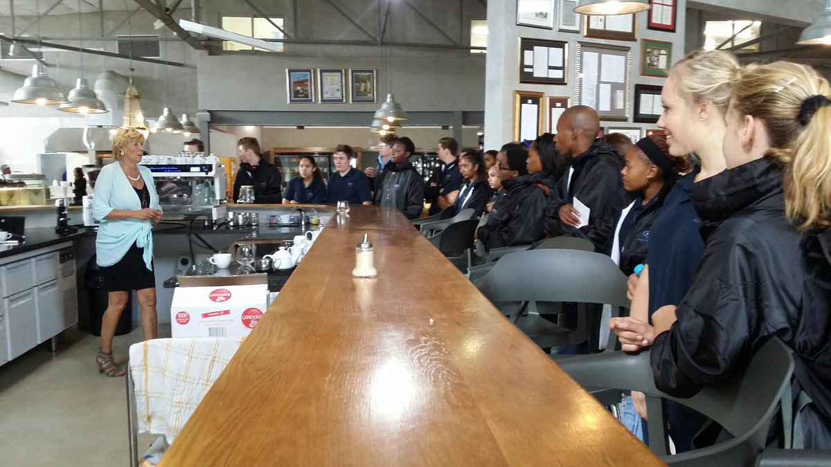 culinarysa's tweet image. HTA School of #Culinary Arts at Culinary Equipment Company for equipment training.  @HTAchefschool #chef2chef
