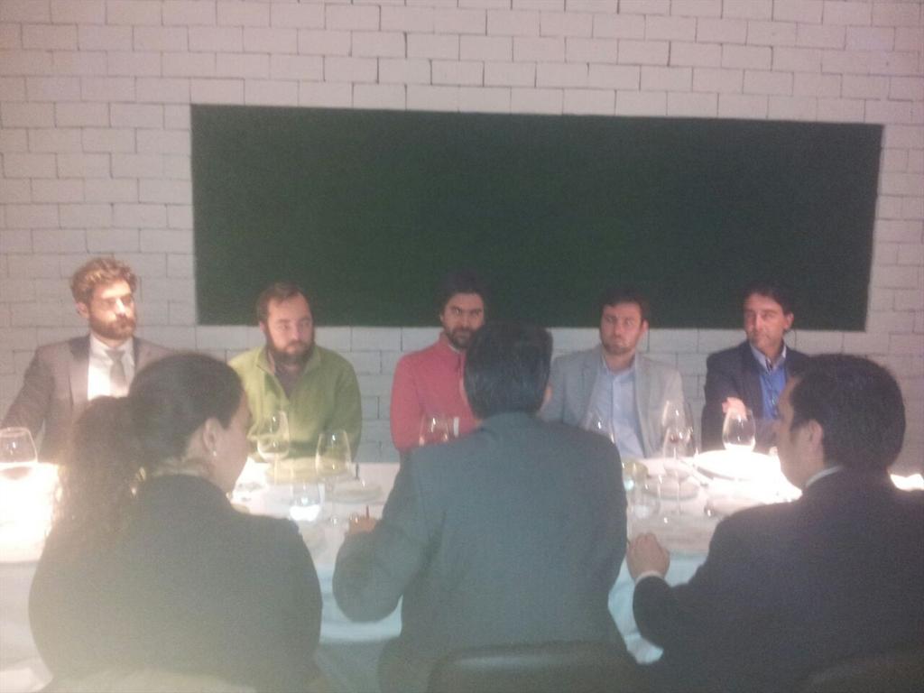 Excelente jornada de #negociosalacarta con @bqreaders <a href="/avalerog/">Valero</a> donde aprendimos de un gran empresario <a href="/jbelgrano/">Jesús Belgrano</a>