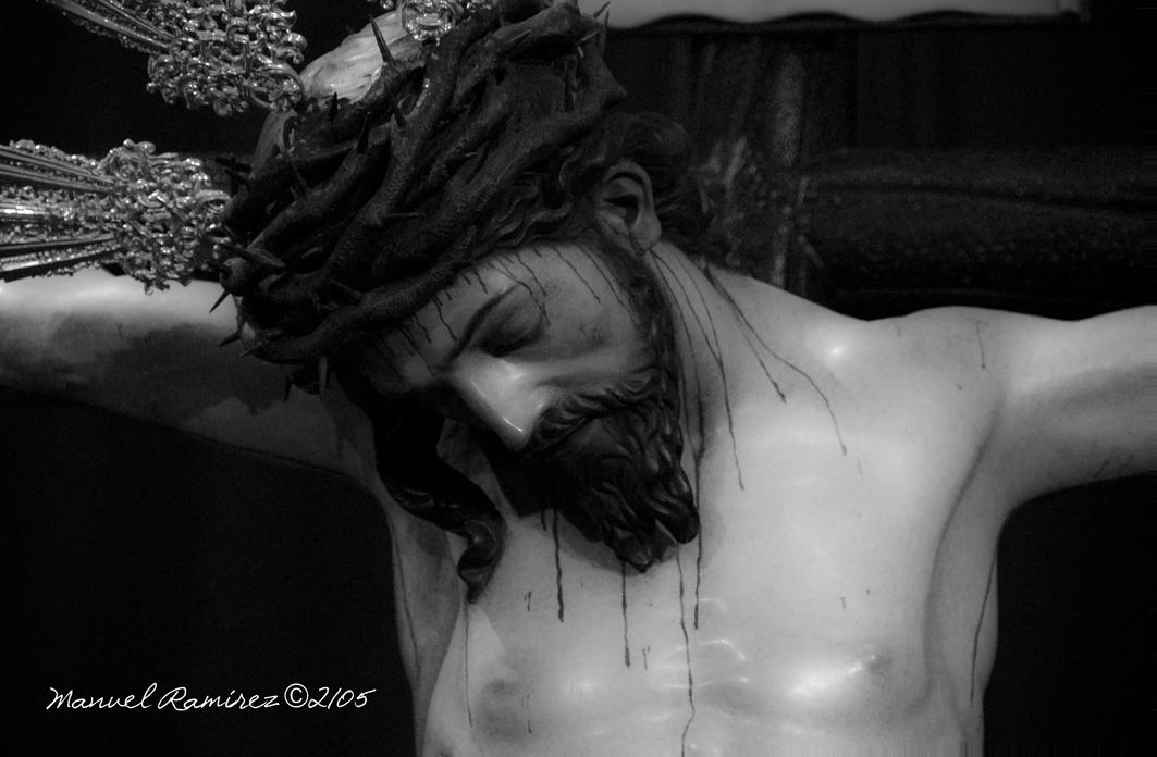 Ramirezfotograf's tweet photo. Sexto Miércoles Cuaresma Miércolesde Pasión @Fernan_Carrasco @pepegomezpalas @ArtesacroT @MP7ElCorreo @hdadsbernardo http://t.co/vwNEX3hPtb