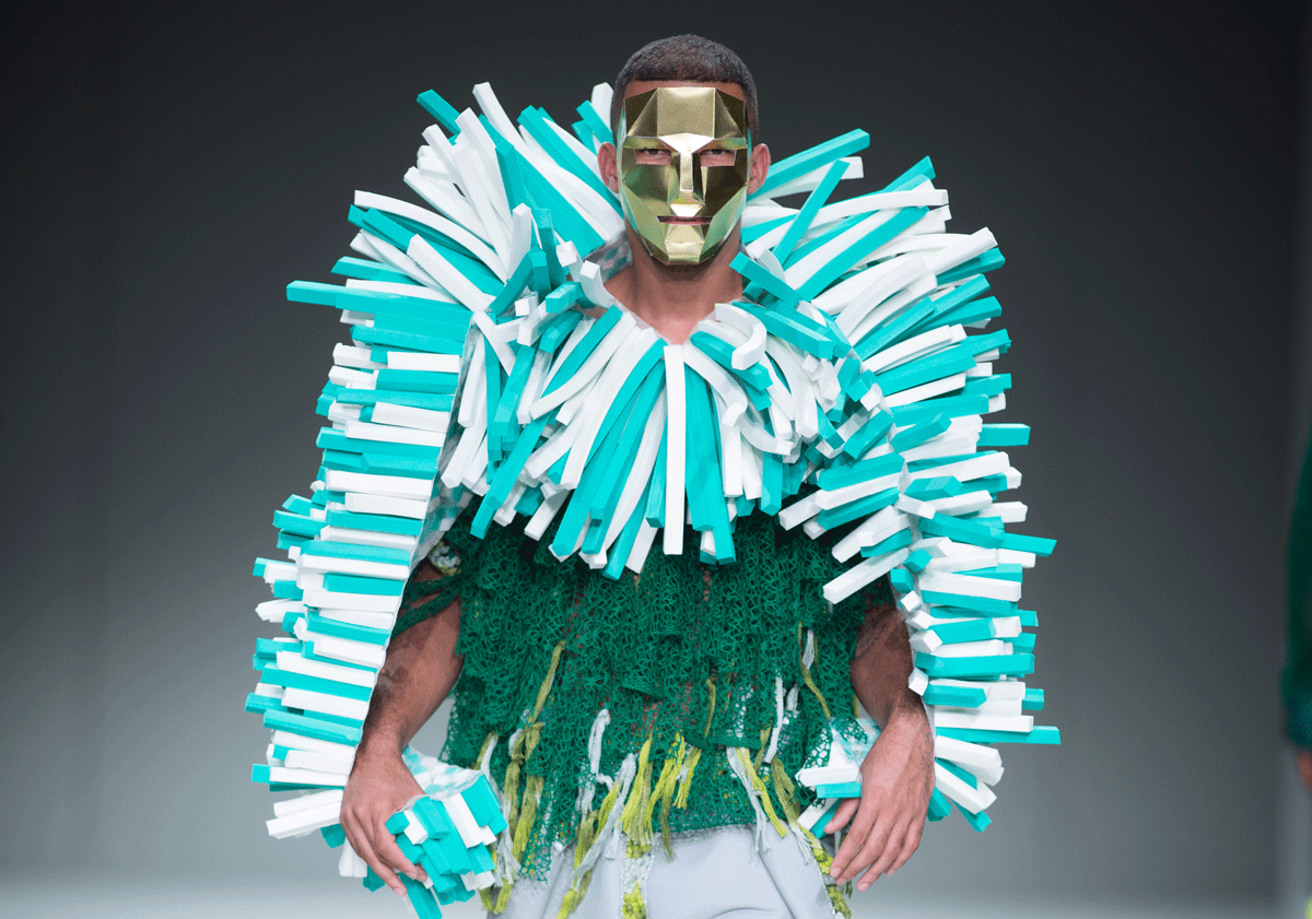 ELLESouthAfrica's tweet photo. We round up the best runway highlights from Day 4 of @safashionweek SS15 #SAFW
http://t.co/GWmsjq6jES http://t.co/zAVRNZgQGY