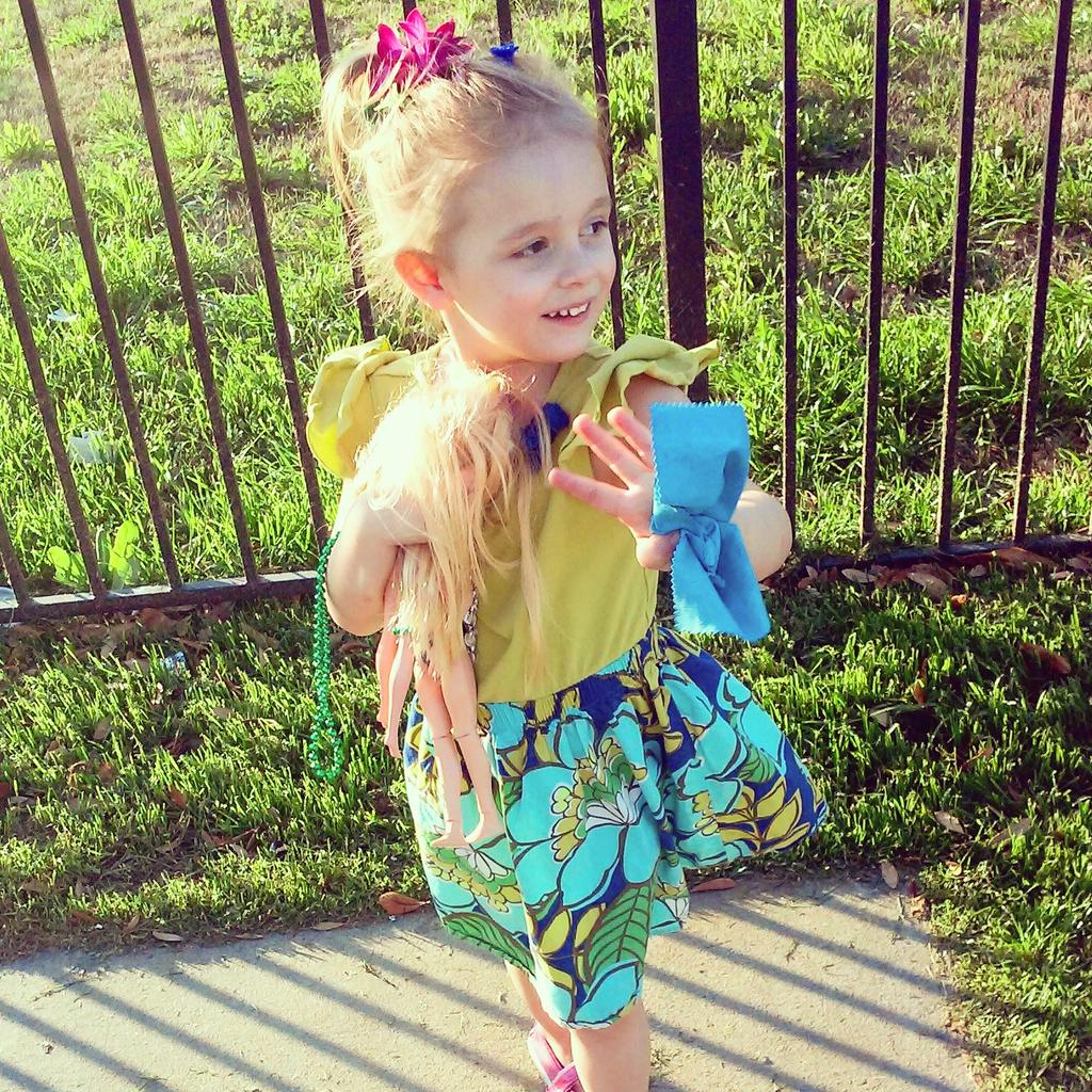 ANDiMELDRUM's tweet photo. 🎀My gorgeous 3 year old🎀
👑Kaylee Maxine-Monroe Berry!👑
🌞She is my lil sunshine!🌞
💚 #Lovemyfamily 💙
✨ #mylilqueen ✨
😘💋 http://t.co/05xbw3OvDq