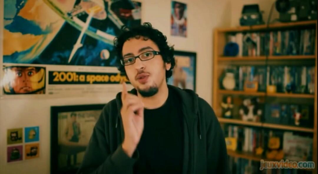 YoutubeFrWorld's tweet photo. KARIM DEBBACHE: Des analyses drôles et bien faites de films qui parlent de jeux #FR #Culture https://t.co/aHTNDHyDsW http://t.co/MxPCNPDVus