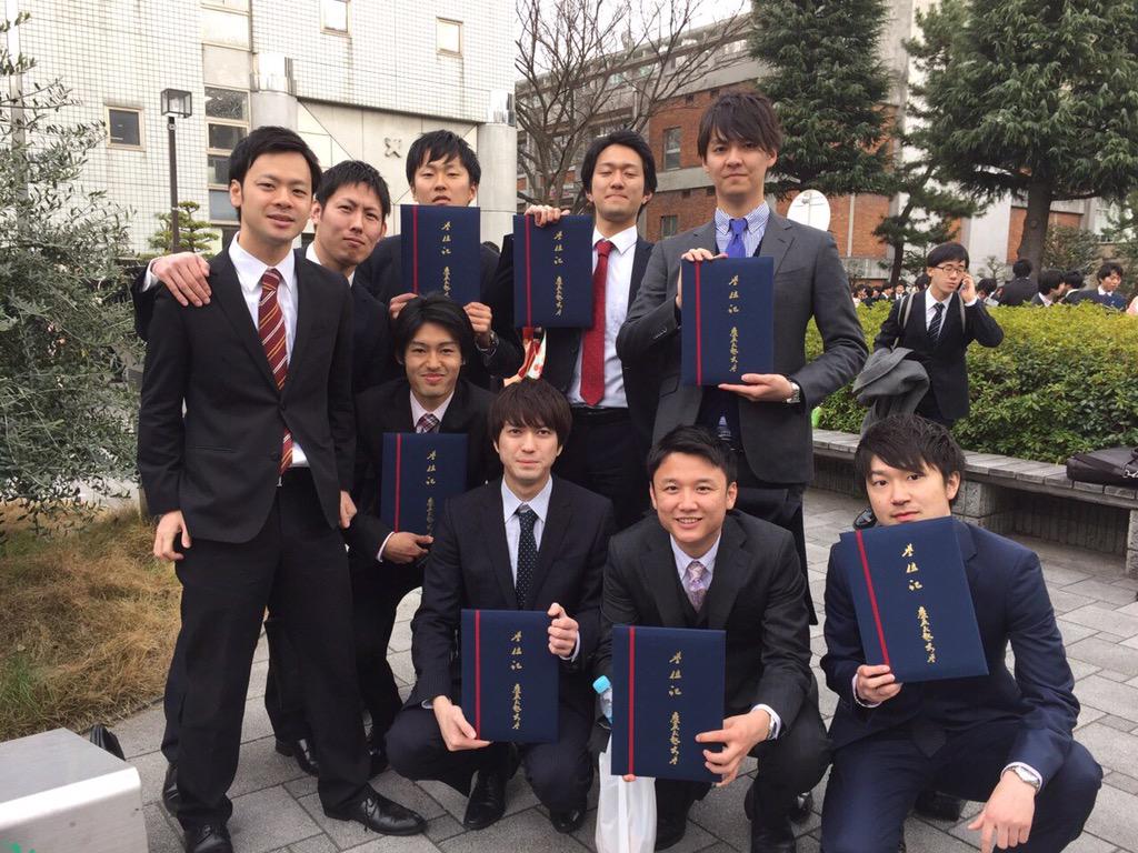 suzu83's tweet photo. サークルもゼミも幕張も、いい仲間に恵まれて大学生活全部楽しかった。これからこんな仲間となかなか会えなくなるのは本当に寂しい。 http://t.co/AparOo8AqS