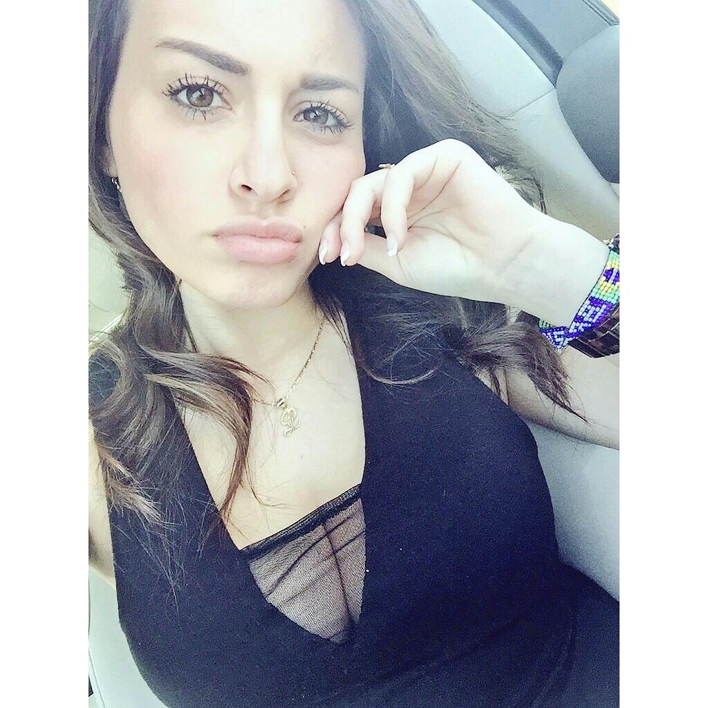 asshbryant24's tweet photo. Gotta bitch so bad that I'm never ever cheatin 😅😩😍 #WCW #DatForeign @lorranyyborges @lorranyyborges http://t.co/cCaLOMJTjC