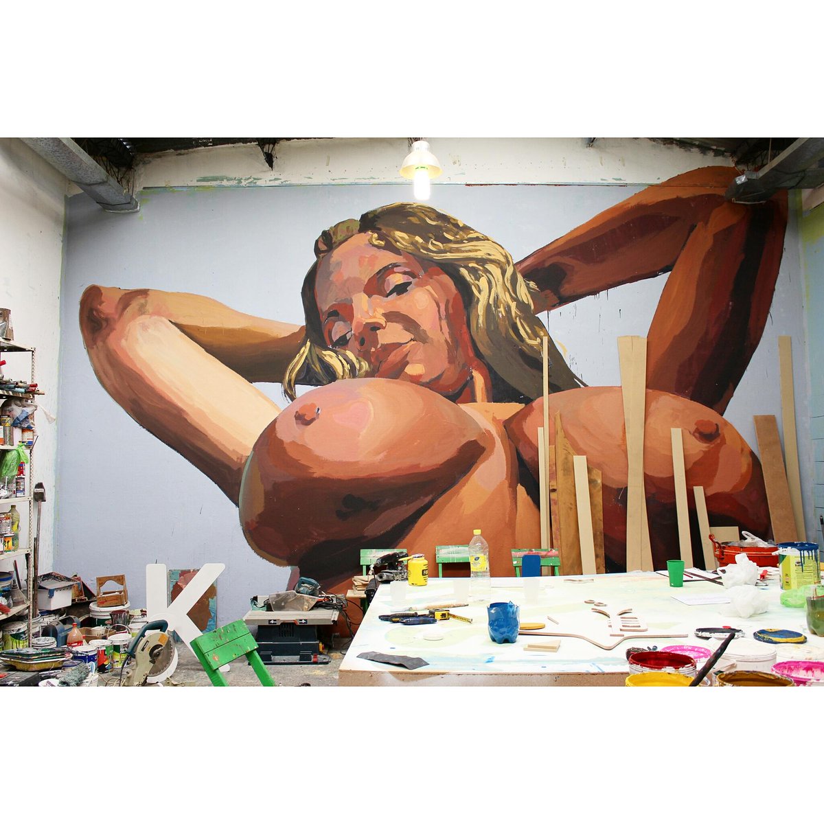 ProyectoINDIANA's tweet photo. {Rubia de mural}
#LeanFrizzera #ProyectoINDIANA
@LEANFRIZZERA http://t.co/aQhBqkREBv