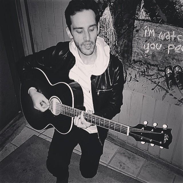 MikeyWax's tweet photo. Awesome write up on axs for my spring headlining tour: http://t.co/AW6J3xJIRn #WaxOnTour #Headlining http://t.co/0NDgX7rSUA