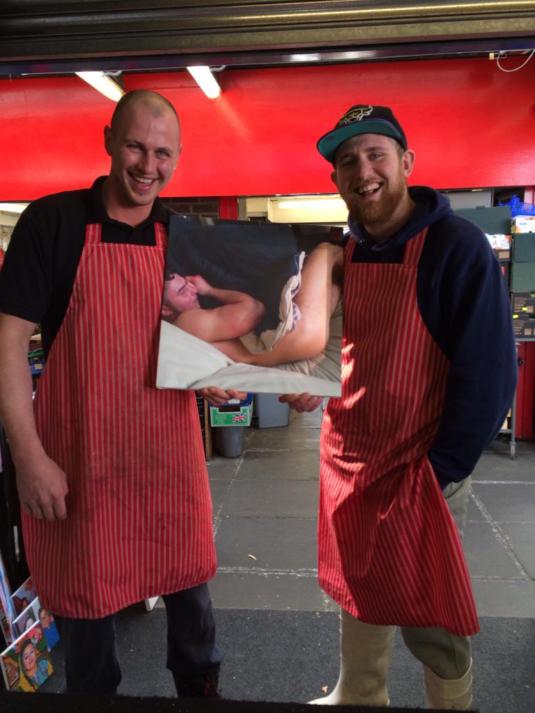 quality_canvas's tweet image. Another satisfied customer from BURYS FINEST on @BuryMarket #banter #messynight ONLY £16 (16"x16" canvas)