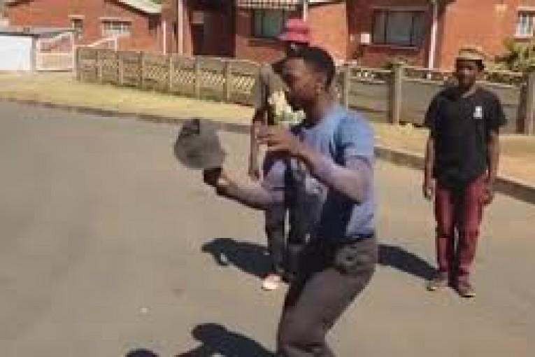 CHP: Türkiye’de artan ırkçılık olayları araştırılsın acikhaber.net/chp-turkiyede-…