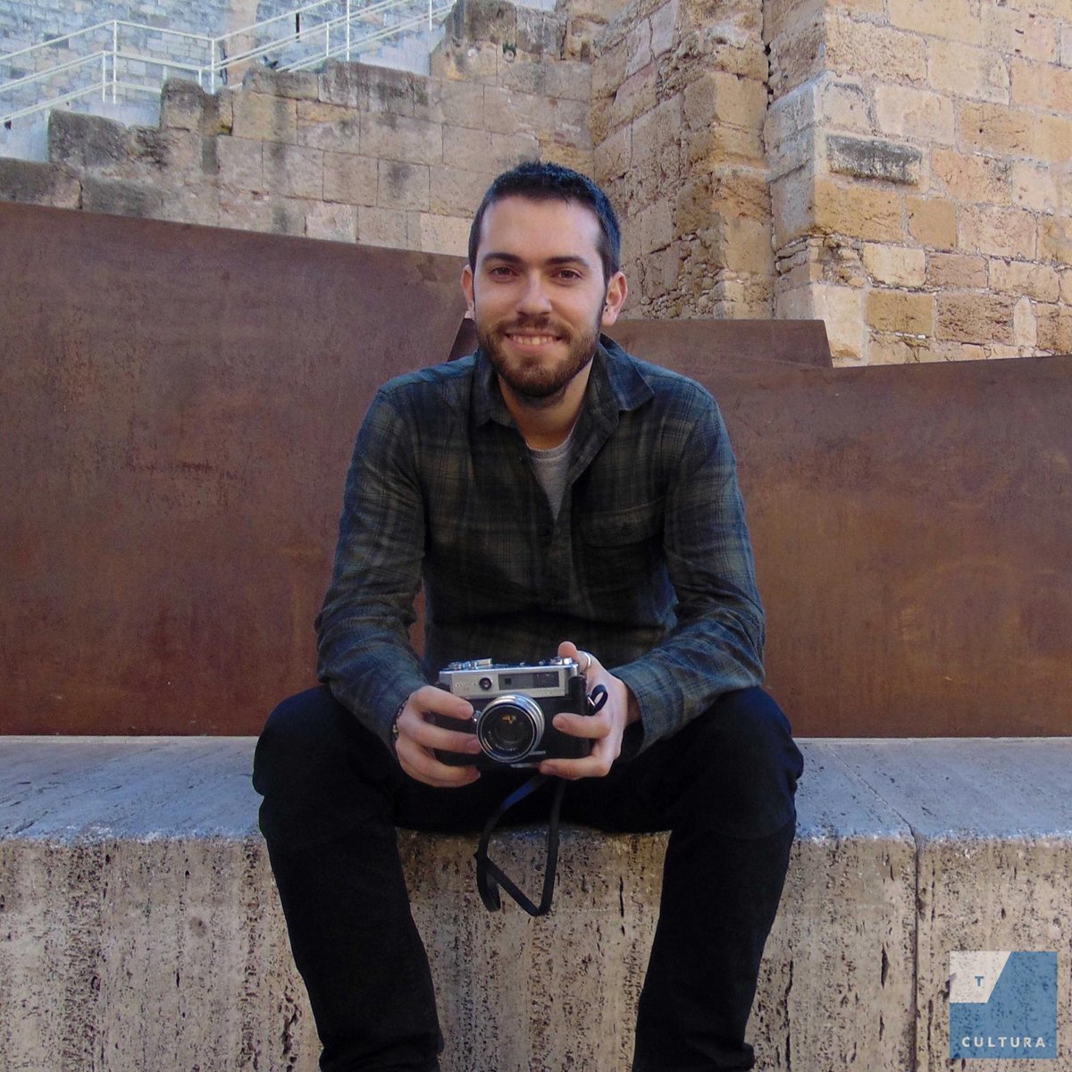 El bloguer d'aquesta setmana, <a href="/davidoliete/">David Oliete</a>, ens connecta amb passat i present ow.ly/KM87N #BlogosferaTGN