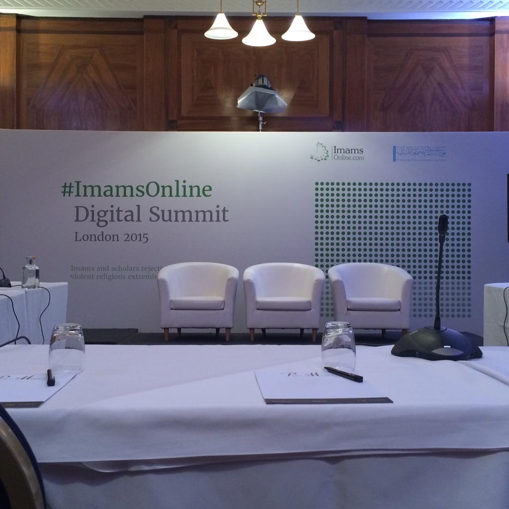 QariAsim's tweet image. Stage set for @Bin_Bayyah &amp;amp; @hamzayusuf to speak at the #ImamsOnline #DigitSummit @BinBayyahNet @ImamsOnline