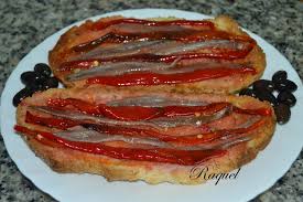 pubcachi's tweet photo. TAPA DEL DIA CACHIPUB:
ALPARGATAS VARIADAS
PERRITO 1€ 
TAPAS ESPECIALES 1,50€
HAMBURGUESAS, PIZZAS http://t.co/yDrwSq351u