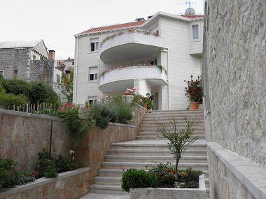 en_Croatia's tweet image. New: #Apartments OS36115 | #Pucisca, #Croatia dlvr.it/96Jgnr