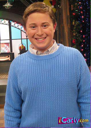I'm Nevel😏