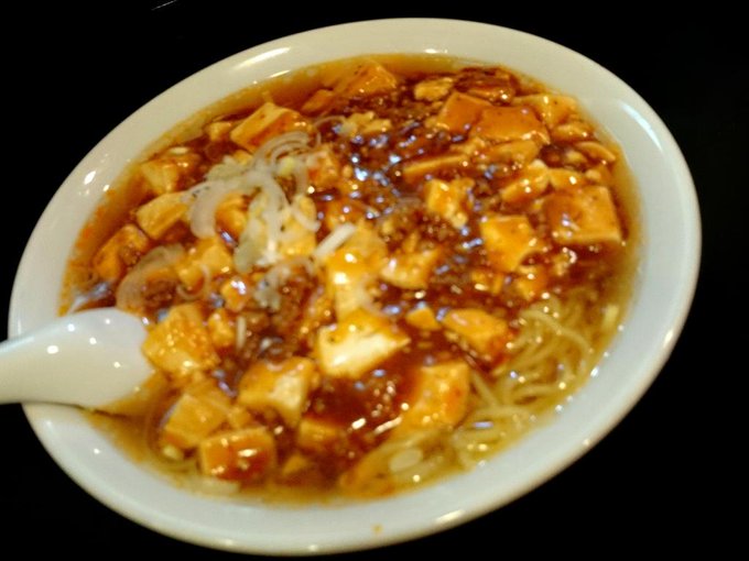 今日の晩御飯󾭠 マーボウ麺✨辛いの大好き💓&hearts;❤ http://t.co/vSuOKbCKvP