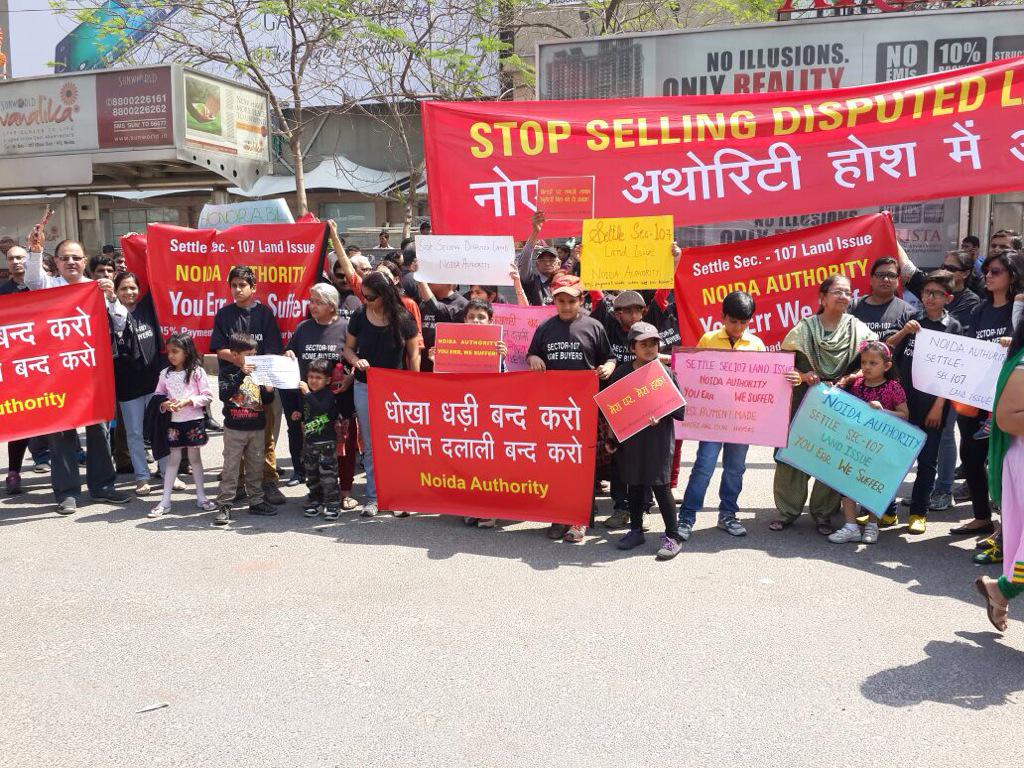 Sec107Noida's tweet photo. http://t.co/zHUWw7PMp0 V need to sign this petition @narendramodi ji whn will r prob b in ur man? #HomeBuyers #Sec107 http://t.co/RquLmy9Xhg