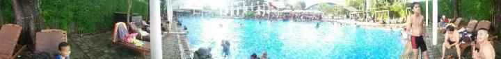 pandafha's tweet photo. # Kolam renang siliwang  ,,MB http://t.co/jYYiJlwNuu @matabandung http://t.co/yWjXhsXv5Z