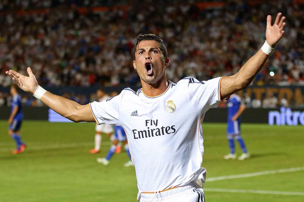 Football Hub tweet media