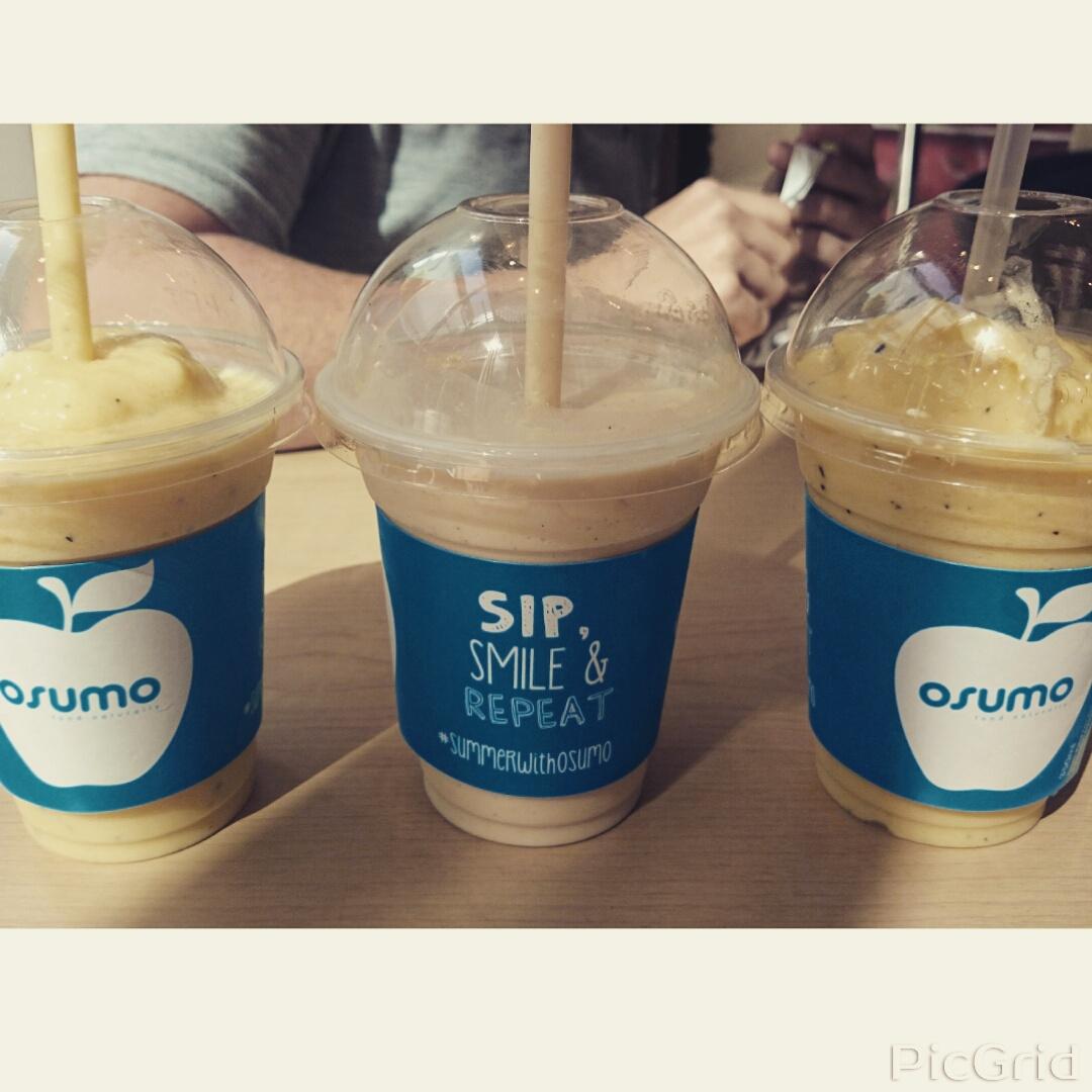 catmas17's tweet photo. Osumo smoothies for the win :) #smoothies #mangodilla #delicious @OsumoSA http://t.co/eEgjUwpzE3