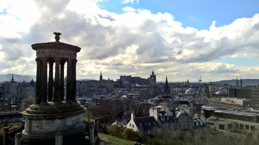 edinburgh's tweet photo. What a happy sight! #Edinburgh MT @Kimkjaerside: Spring had come to town #thisisedinburgh http://t.co/pDMF8CLYJh