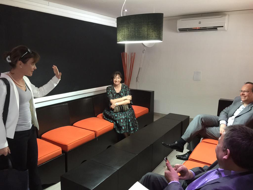 bretones's tweet photo. Visite de @mno_jl à Abidjan @CI_Orange et #technocentre : bravo à la dreamteam @orange ! http://t.co/RfRGNVjmoj