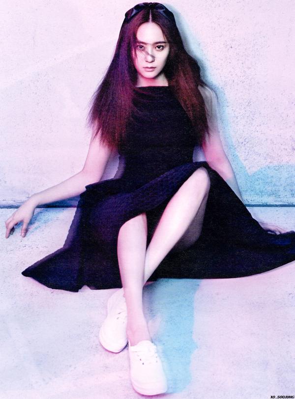[SCAN] W Korea April Issue Krystal by xo_soojung cfile26.uf.tistory.com/original/26435… cfile2.uf.tistory.com/original/243CC… cfile5.uf.tistory.com/original/23183…