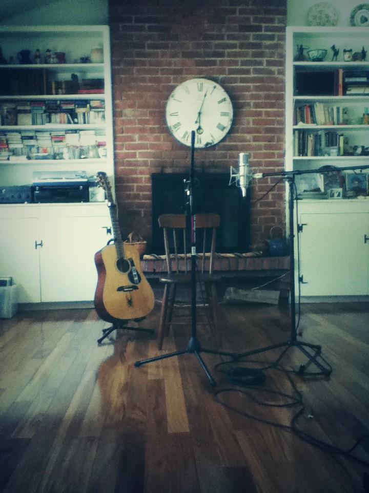 MacStatic19's tweet photo. This happened. #Recording #sleepallsummer http://t.co/VH1Bax4Pzb