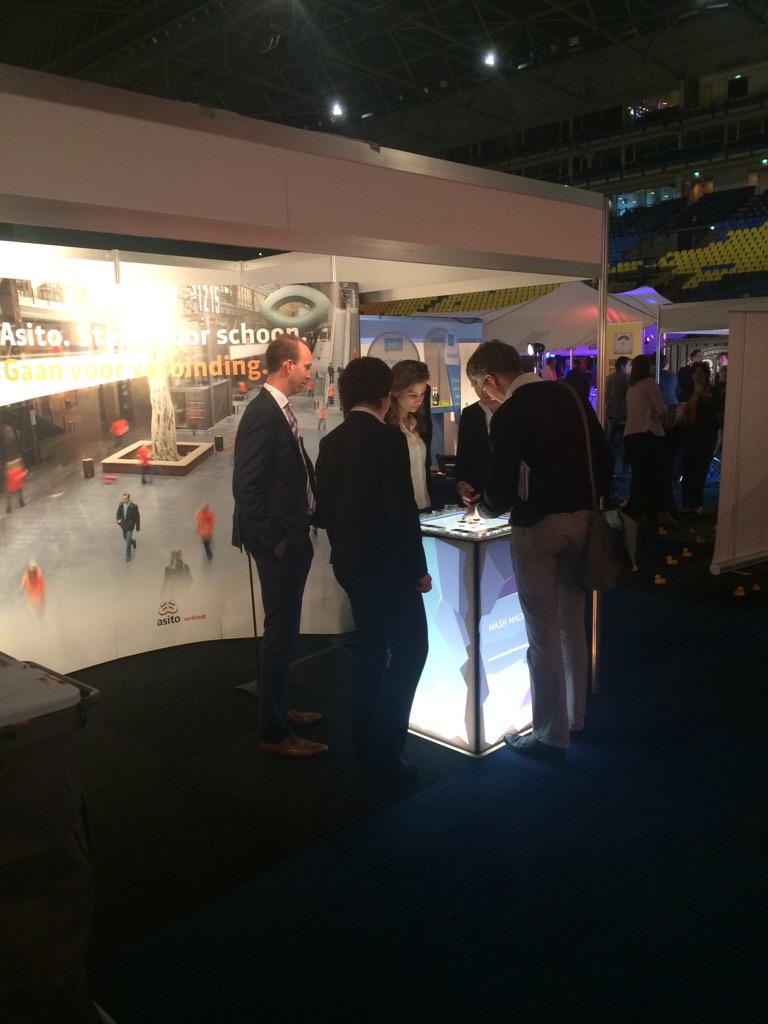 RickDamveld's tweet photo. @asito aanwezig op GelreBusiness 2015 http://t.co/Rnzg7XLZY0