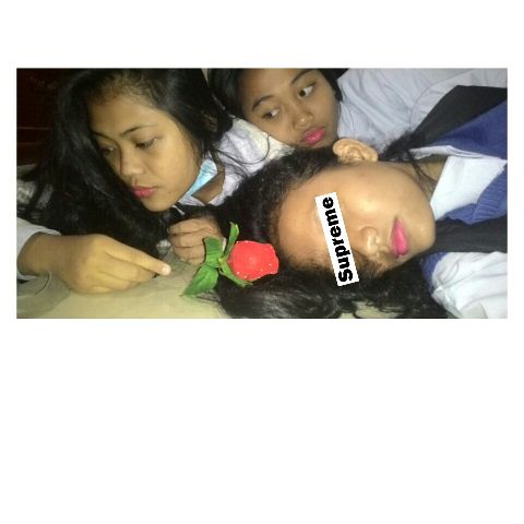 Ceritayagalau☹ <a href="/anugrahayu08/">Anugrah Dwi Rahayu</a> @tiarasafitri32 wkwkwkwk♥