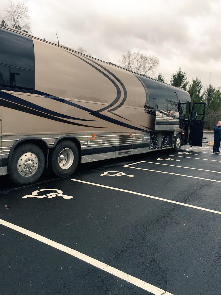 18UAAAJackets's tweet image. The Boyz are heading to Nattys #AmherstBound #stepfive #aaabluejackets