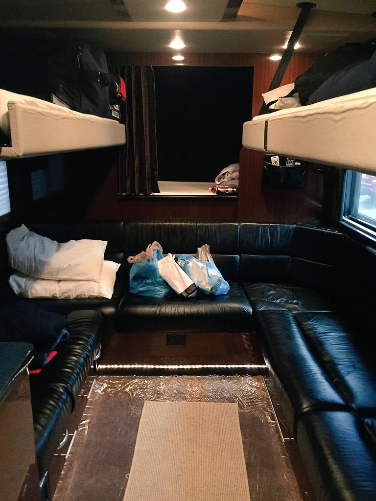 18UAAAJackets's tweet image. The Boyz are heading to Nattys #AmherstBound #stepfive #aaabluejackets