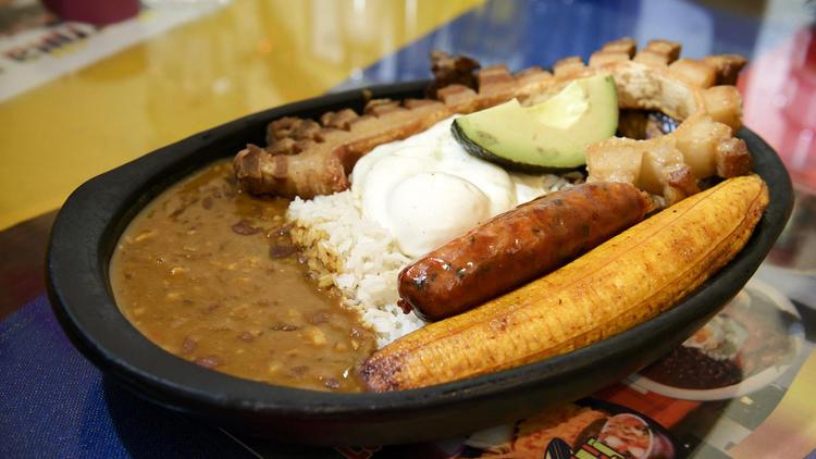 HartfordMag's tweet photo. Looking for a delicious lunch idea, how about Colombian? http://t.co/vIi2eqOCBW #ParrillaYSabores #Hartford http://t.co/wtx8BdLHwf