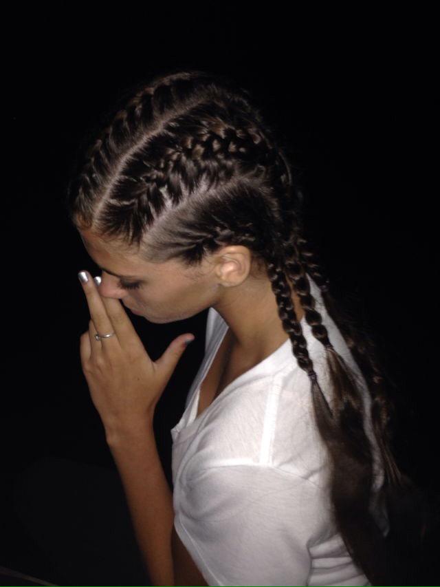 Sean on X: "#Zöpfe #girl #gun #tumblr #TumblrPostNight #tumblrgirls  http://t.co/oFAzyp6Hzl" / X