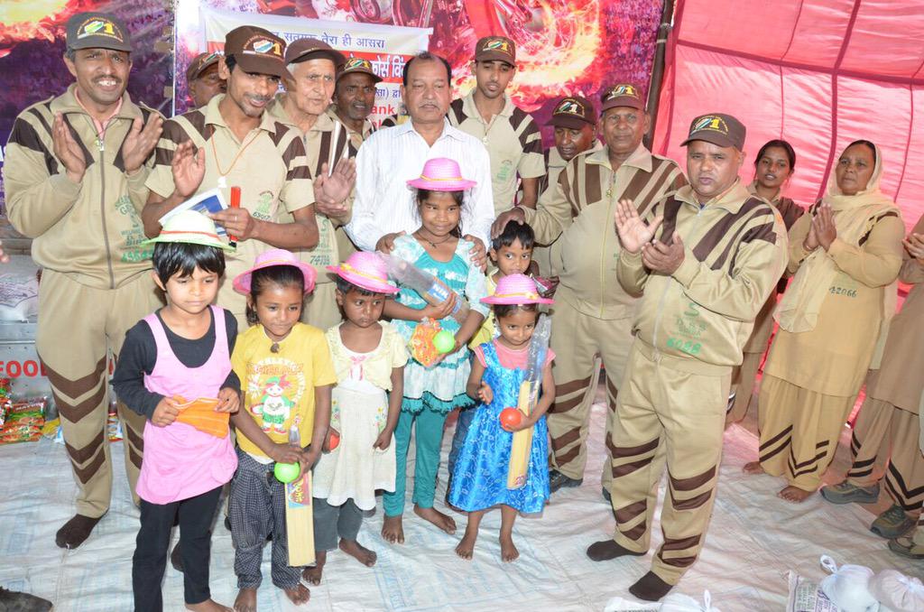 #MSG1stSuperhit2015 Food bank n toy bank Ambala cantt opened tdy. God bless u all