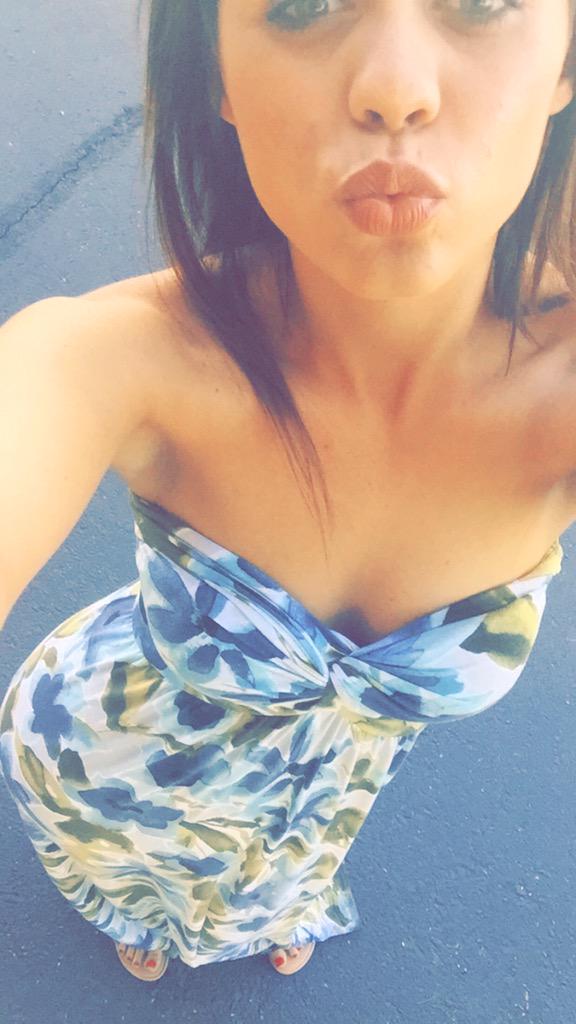 Mwauhhhhh 💋 http://t.co/xa1cX9CQjd