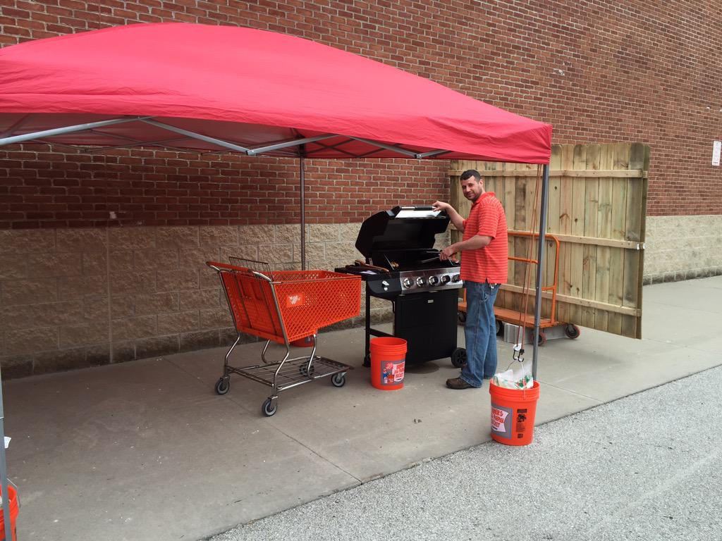 BradyMathys's tweet photo. 365 cookout!! Great job team!! http://t.co/CqPQIDbEjL