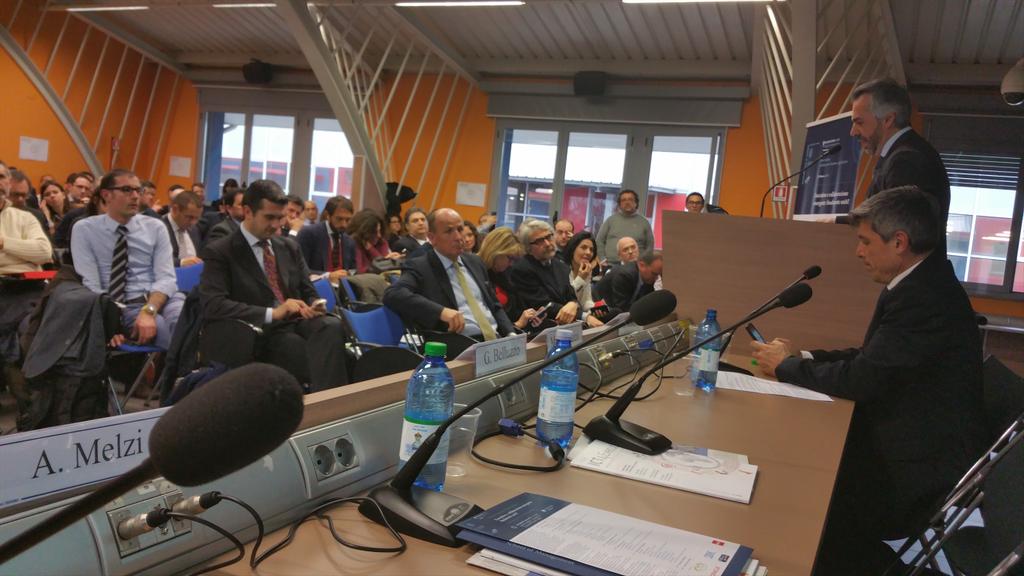 marco_mazzucco's tweet photo. #ocba15 Infocert: collaborazione a supporto del processo d'acquisto http://t.co/39uqg04kRf