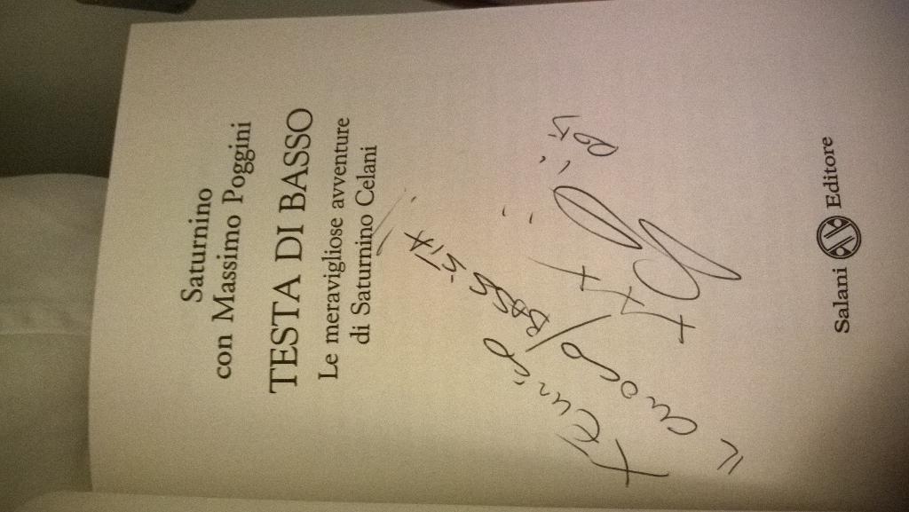 EnriMai89's tweet photo. Grazie a @Gianmic per il libro del GrandeSaturnino dove i Giri di BassoRiempiono ilCuore diEmozioni @Saturnino69 http://t.co/gNTCn59o2e