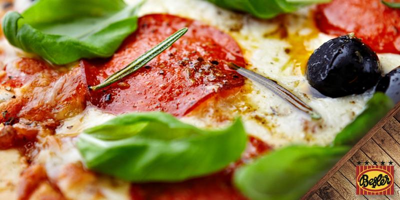 Evde yapılan pizzanın tadı bambaşka!